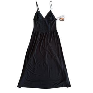 DAISY FUENTES LACE TRIM GOWN SLIP NWT SIZE MEDIUM INTIMATES